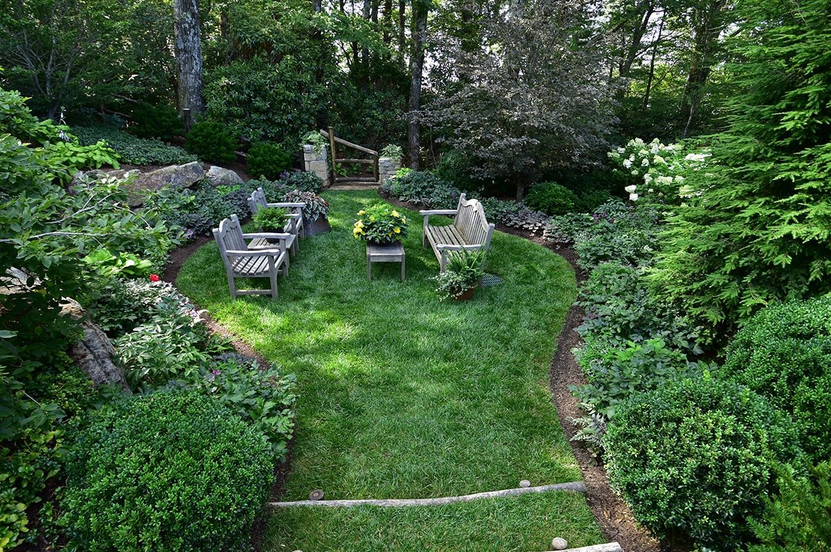 Gorgeous landscape installation and outdoor living area in Linville, NC